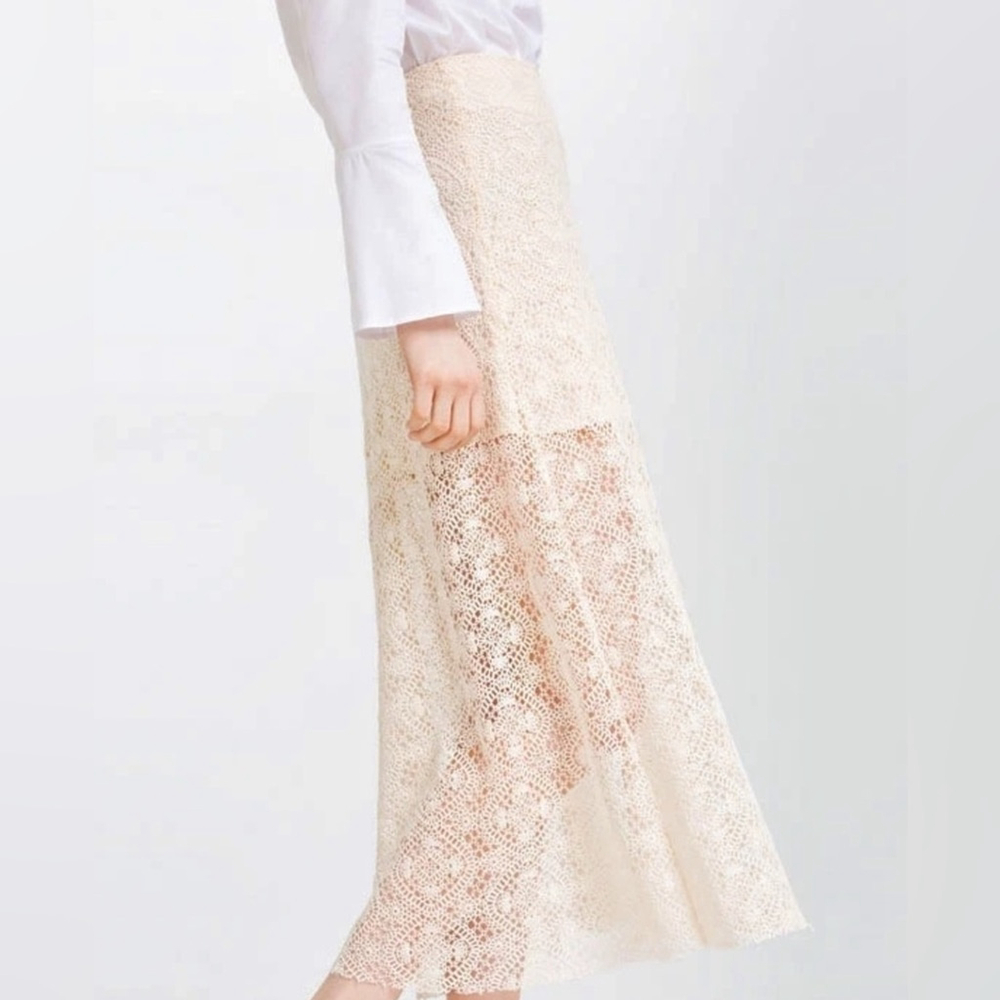 ZARA ECRU GUIPURE LACE
LAYERED A-LINE LONG SKIRT bloggers favourite - Picture 3 of 13